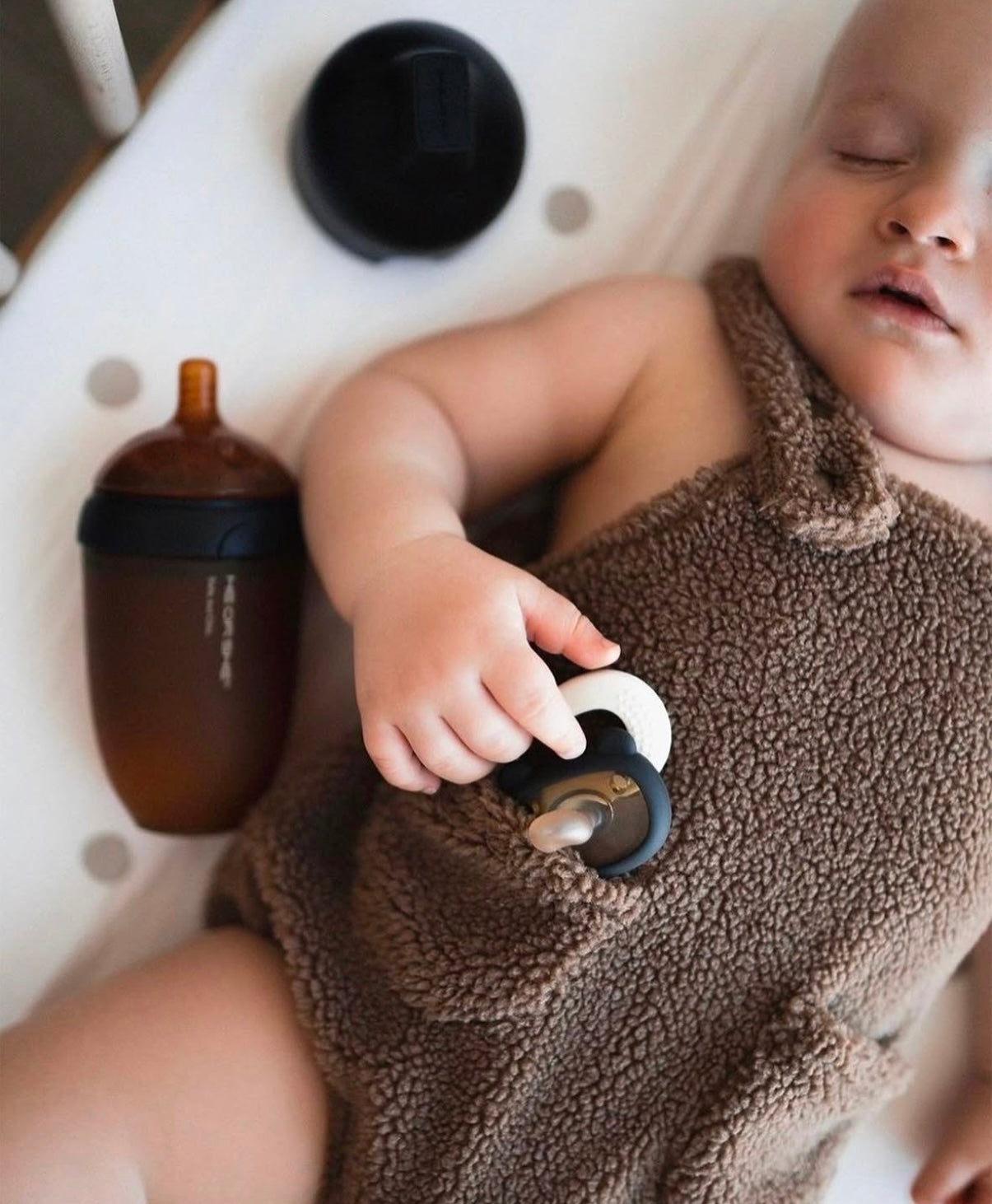 Ultra Wide Neck Baby Bottle 240ml (Black)