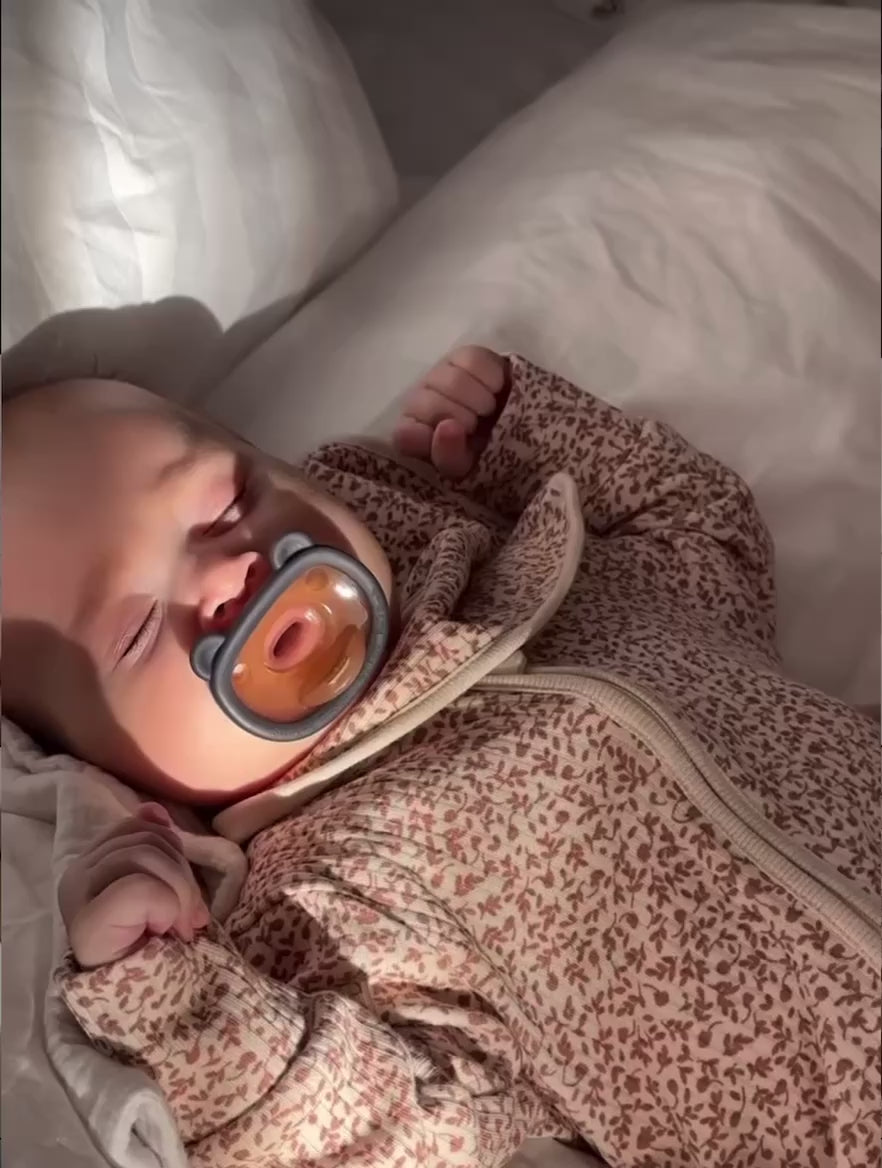 Day & Night Pacifier Set